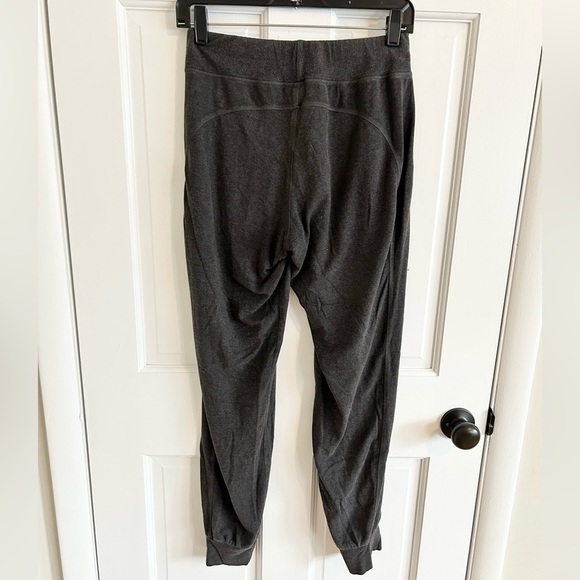 Sweaty Betty grey pull on lounge pants joggers size XS - Picture 5 of 5